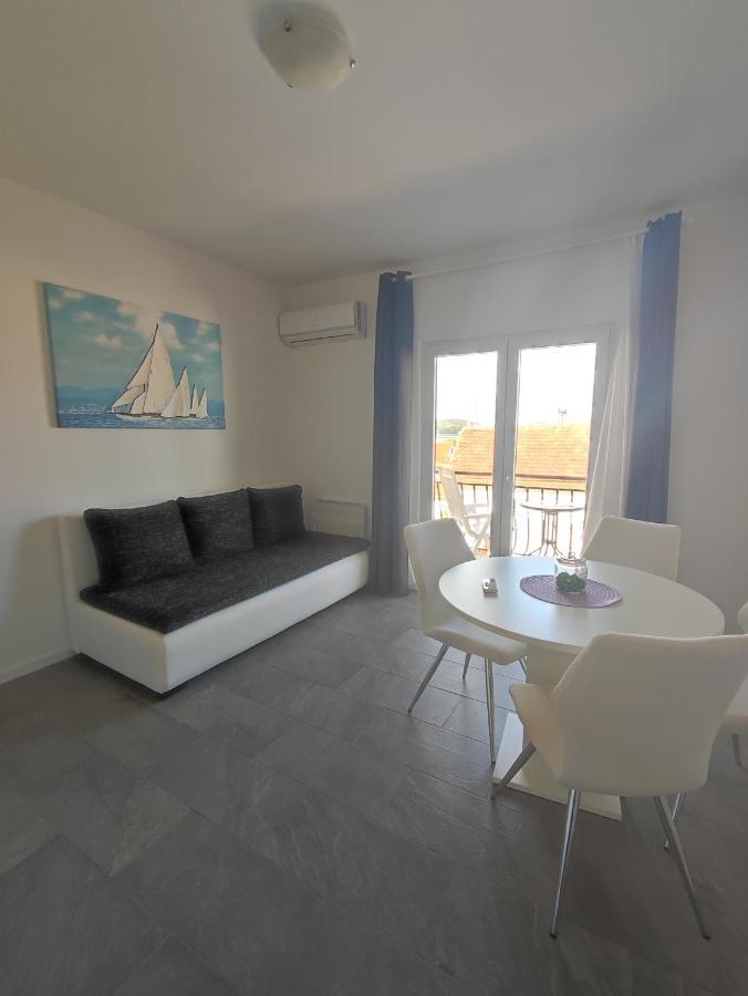 Apartman Providenca - Trogir - Close To Beach Екстер'єр фото