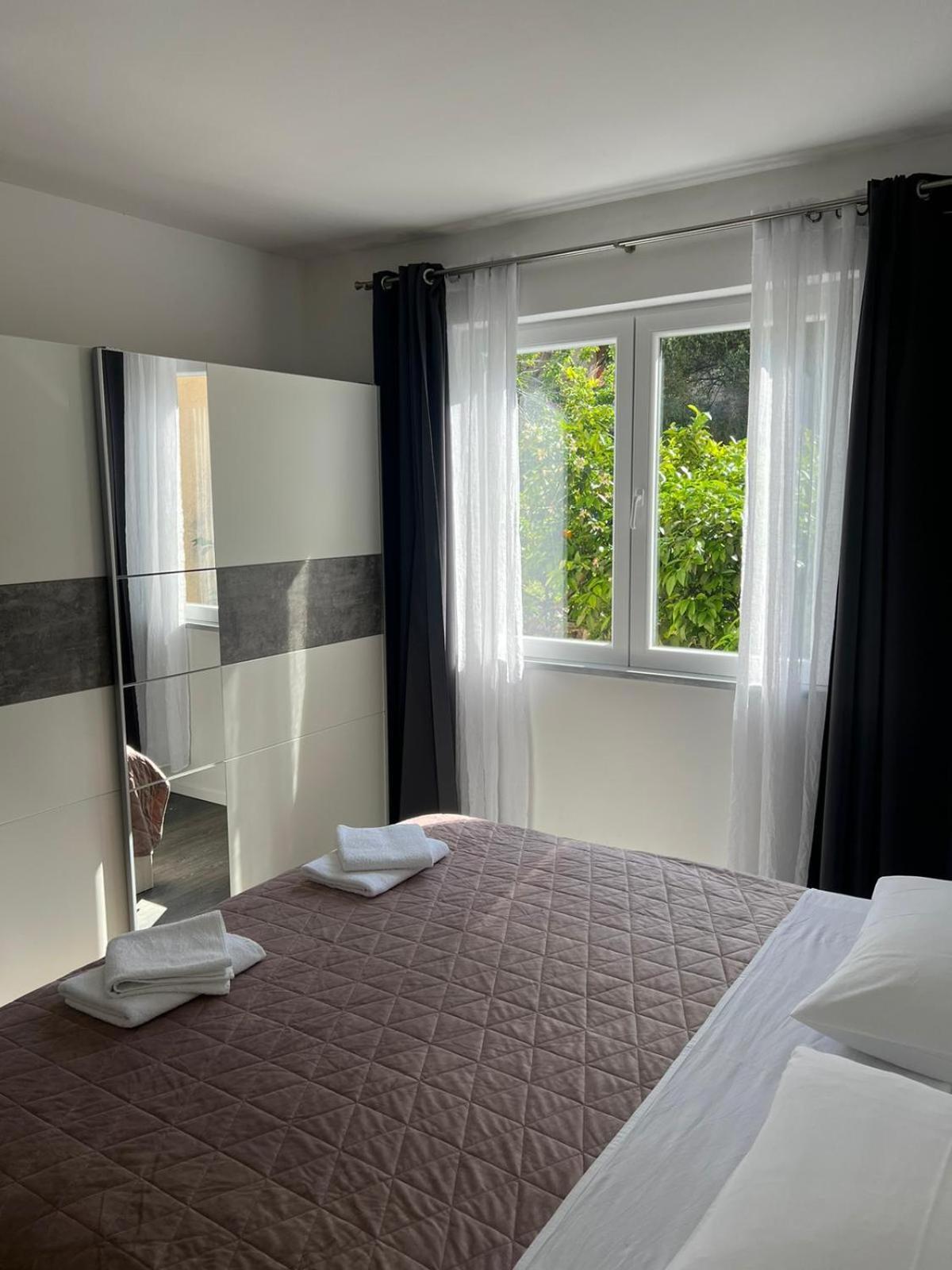 Apartman Providenca - Trogir - Close To Beach Екстер'єр фото
